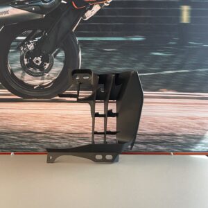 RADIATOR FAIRING LEFT 93035034000