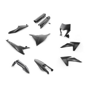 Plastic parts kit